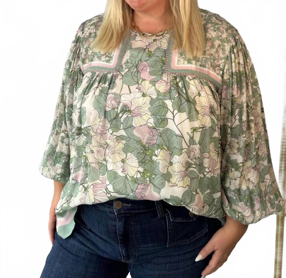 NEW -BL^NK- tiara top - plus in mint flower